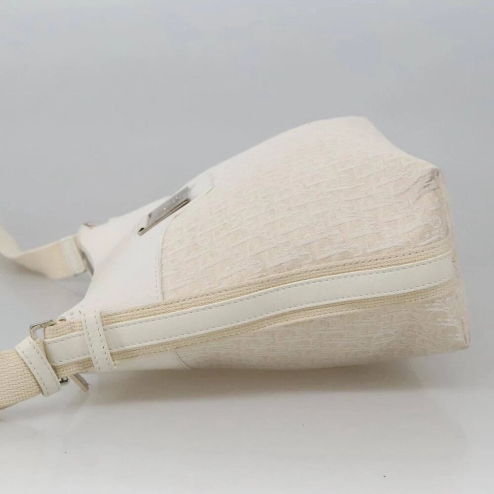 Christian Dior Trotter Canvas Shoulder Bag White Auth 103087V - Picture 5 of 16